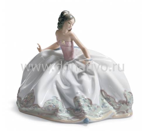 Статуэтка "На балу" Lladro 01005859
