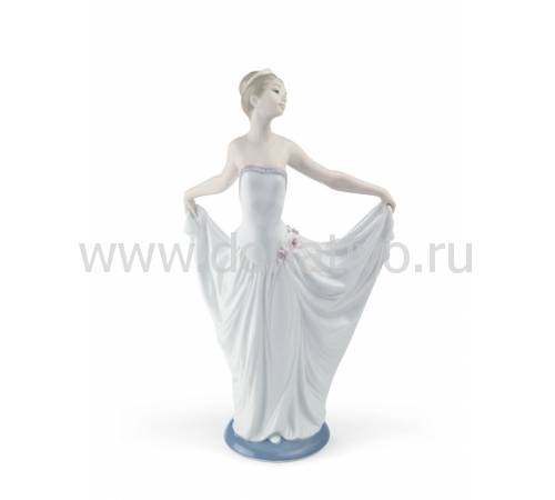 Статуэтка "Танцовщица" Lladro 01007189