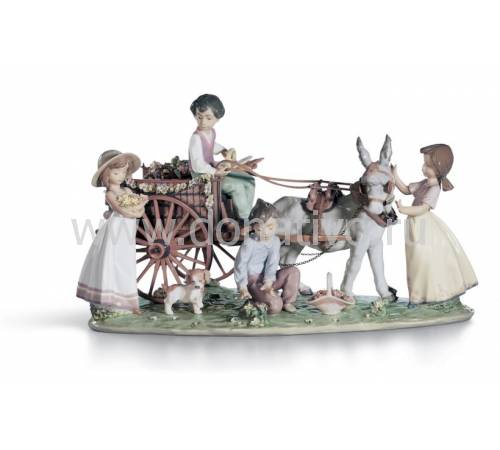 Статуэтка "Чудесная прогулка" Lladro 01001797