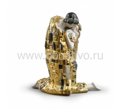 Статуэтка "Поцелуй" Lladro 01008667