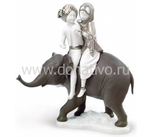 Статуэтка "Индийские дети на слоне" Lladro 01007169