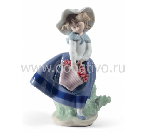 Статуэтка "Ароматный урожай гвоздик" Lladro 01008705