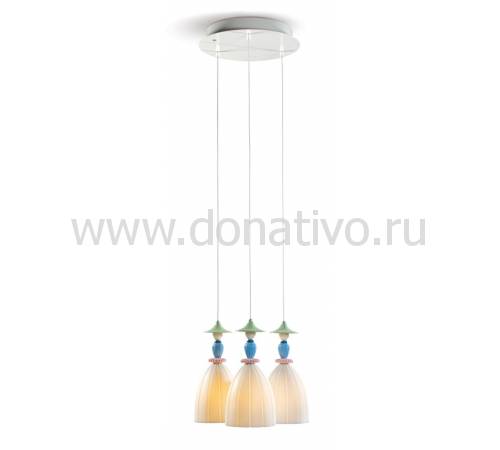 Люстра "Мадмуазель делясь секретами" Lladro 01023551