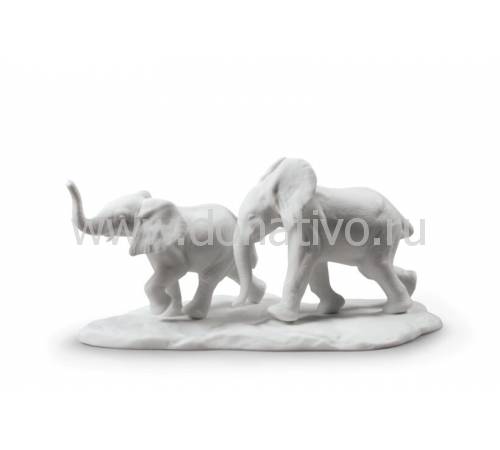 Статуэтка "Следуя по пути (белый)" Lladro 01009297