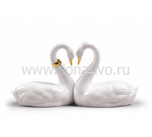 Статуэтка "Сердце белых лебедей" Lladro 01009304