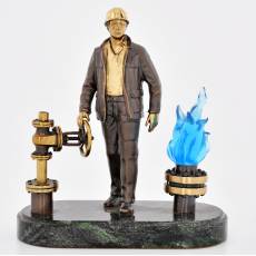 Скульптура "Работник нефтегазовой промышленности" RV11386CG