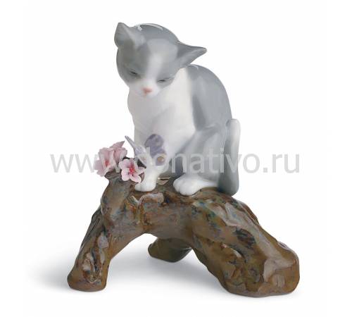 Статуэтка "Бутоны для котенка" Lladro 01008382