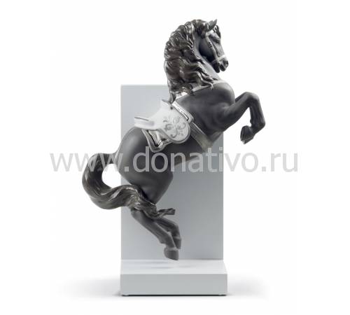 Статуэтка лошадь "Курбет" Lladro 01008721