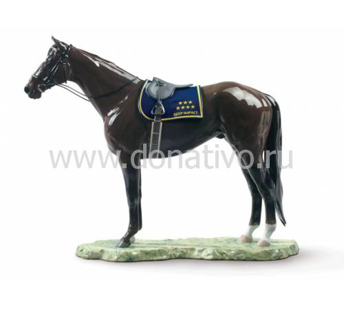 Статуэтка лошадь "Дип Импэкт" Lladro 01009184
